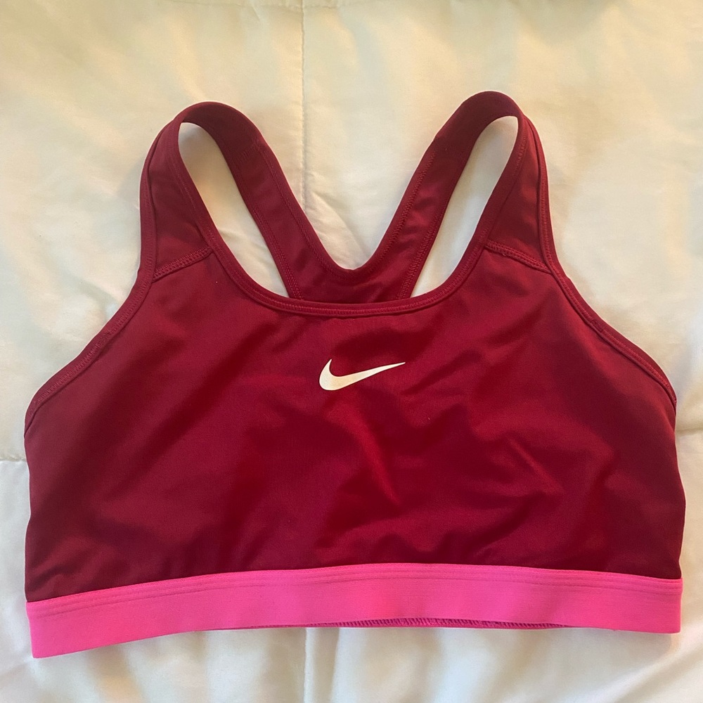 NIKE Sports Bra Size L
